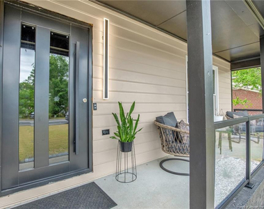 7457 Avila Drive - Photo Thumbnail 4