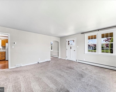 2653 Brierwood Road - Photo Thumbnail 5