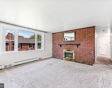 2653 Brierwood Road - Photo Thumbnail 3