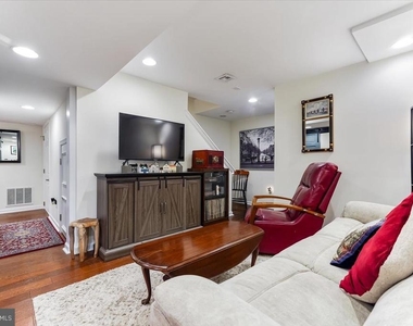 43 Hawthorne Road N - Photo Thumbnail 3