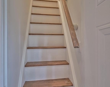 51 Meadow Lane - Photo Thumbnail 29