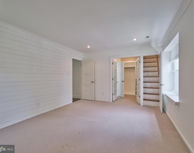 51 Meadow Lane - Photo Thumbnail 20