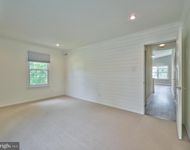 51 Meadow Lane - Photo Thumbnail 19