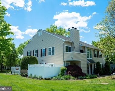 51 Meadow Lane - Photo Thumbnail 1