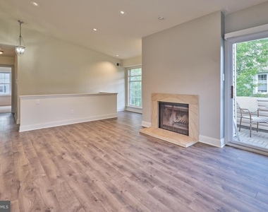 51 Meadow Lane - Photo Thumbnail 4