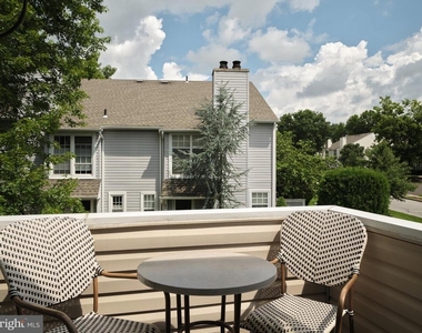 51 Meadow Lane - Photo Thumbnail 12