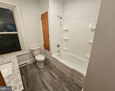 1801 S Main Street - Photo Thumbnail 5
