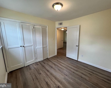 1008 Terrace Boulevard - Photo Thumbnail 9
