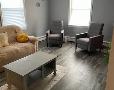 228 E High Street - Photo Thumbnail 8