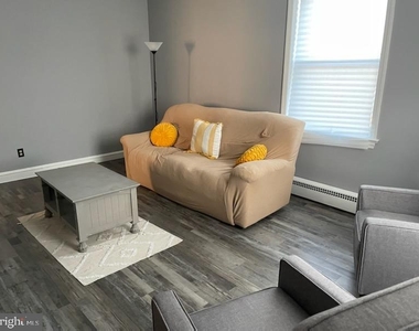 228 E High Street - Photo Thumbnail 7