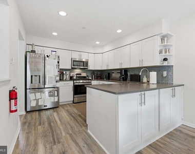 12 Timbercrest Drive - Photo Thumbnail 9