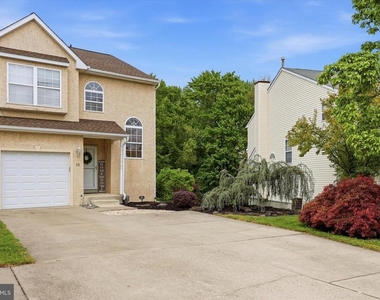 12 Timbercrest Drive - Photo Thumbnail 1