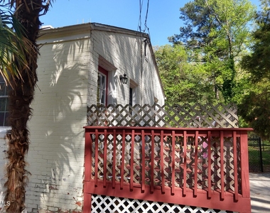 229 Urban Drive - Photo Thumbnail 15