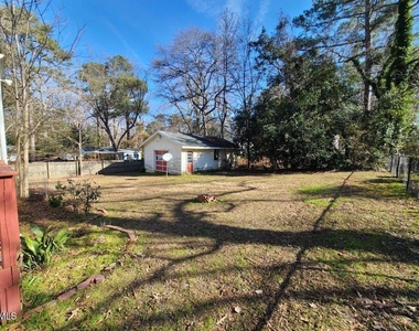 229 Urban Drive - Photo Thumbnail 14
