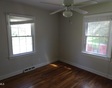 229 Urban Drive - Photo Thumbnail 5