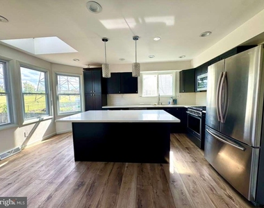 7420 Wyndam Road - Photo Thumbnail 2