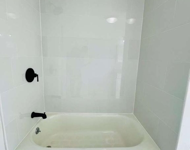 7420 Wyndam Road - Photo Thumbnail 7