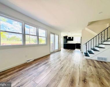 7420 Wyndam Road - Photo Thumbnail 3