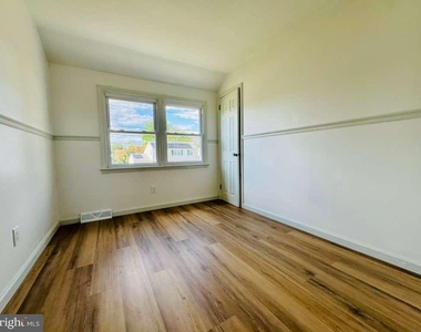 7420 Wyndam Road - Photo Thumbnail 13
