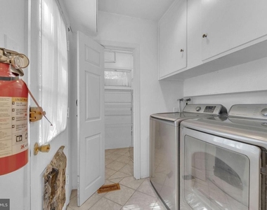 40 Rittenhouse Drive - Photo Thumbnail 14