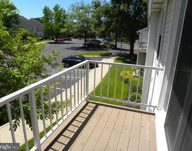 300 Mitten Lane - Photo Thumbnail 6