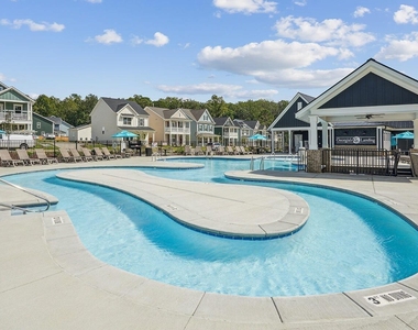 101 Decatur Drive - Photo Thumbnail 2
