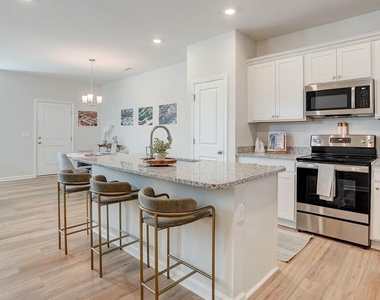 101 Decatur Drive - Photo Thumbnail 18