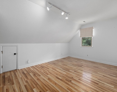 3804 Zenith Place - Photo Thumbnail 18