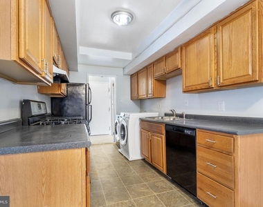 10239 Prince Place - Photo Thumbnail 16