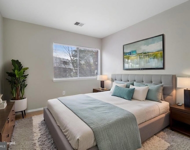 10239 Prince Place - Photo Thumbnail 23