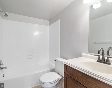 10239 Prince Place - Photo Thumbnail 21