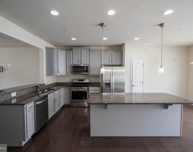 5004 Forest Pines Drive - Photo Thumbnail 4