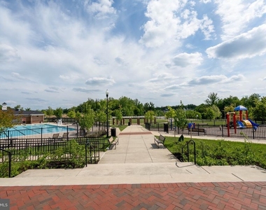 5004 Forest Pines Drive - Photo Thumbnail 54