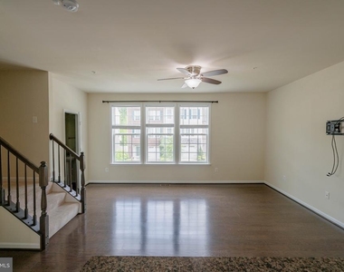 5004 Forest Pines Drive - Photo Thumbnail 11