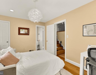 7208 Delfield Street - Photo Thumbnail 32