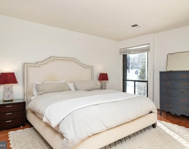2110 Bonnywood Lane - Photo Thumbnail 11