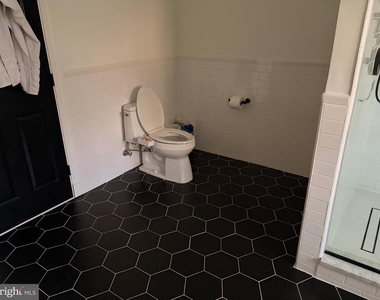 153 Quincy Street - Photo Thumbnail 25