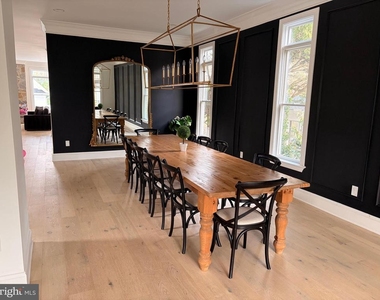 153 Quincy Street - Photo Thumbnail 5