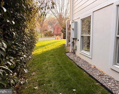 153 Quincy Street - Photo Thumbnail 84