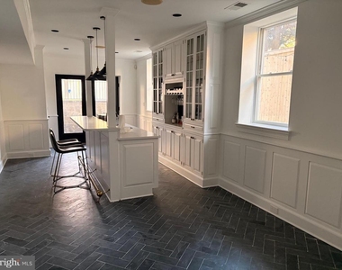 153 Quincy Street - Photo Thumbnail 70