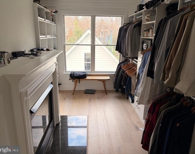 153 Quincy Street - Photo Thumbnail 29