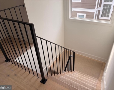 153 Quincy Street - Photo Thumbnail 48