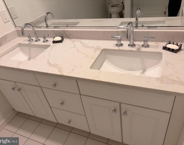 153 Quincy Street - Photo Thumbnail 58