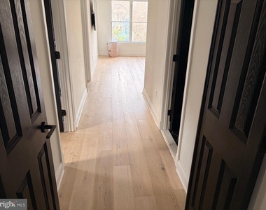 153 Quincy Street - Photo Thumbnail 19