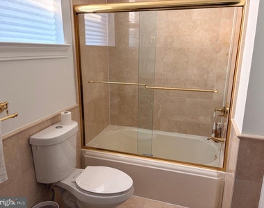 153 Quincy Street - Photo Thumbnail 74
