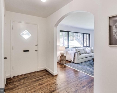 5903 Osceola Road - Photo Thumbnail 2