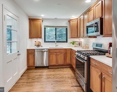 5903 Osceola Road - Photo Thumbnail 11