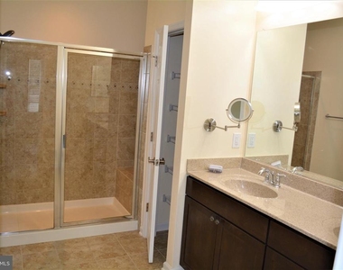 6203 Margarita Way - Photo Thumbnail 19