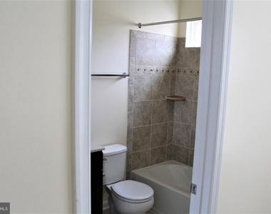 6203 Margarita Way - Photo Thumbnail 6
