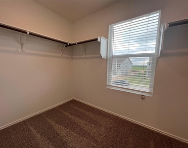 7224 Spotted Leaf Way - Photo Thumbnail 16